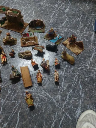 Figuras Belén Resina y Ovejas Plástico