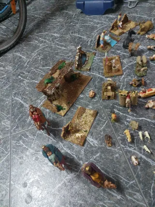 Figuras Belén Resina y Ovejas Plástico