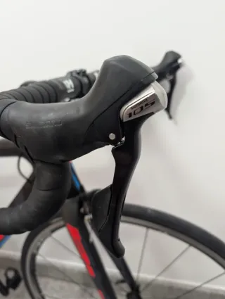 Bicicleta de carretera BH Quartz