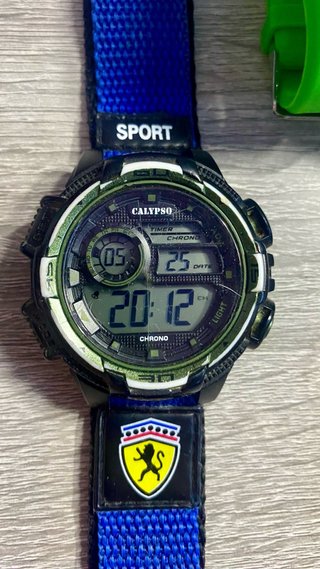Lote 9 relojes y 2 correas verde y marrón lotus