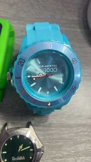 Lote 9 relojes y 2 correas verde y marrón lotus