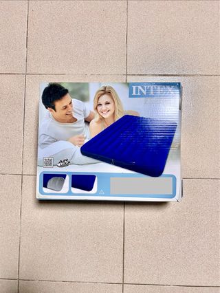 DOS COLCHONES HINCHABLES PEQUEÑOS MARCA INTEX