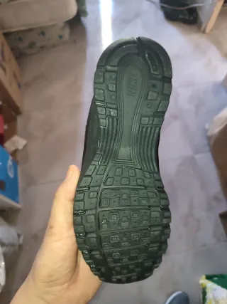 Nuove scarpe da ginnastica Nike nere