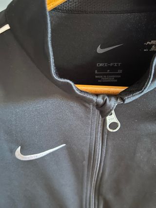 Chaqueta Nike Negra Deportiva
