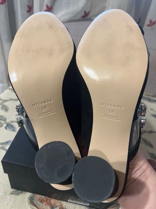 Sandalias fiesta UTERQUE negras