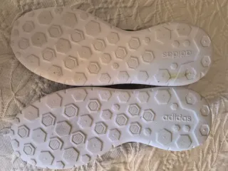 Zapatillas nuevas Adidas comfort T 39