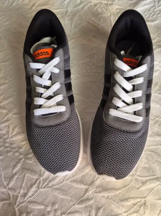 Zapatillas nuevas Adidas comfort T 39