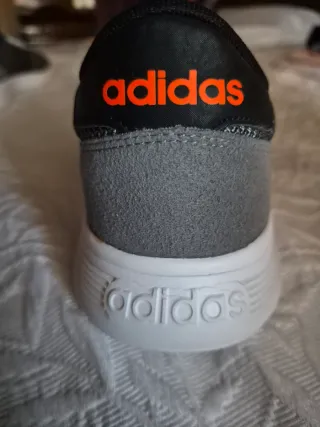 Zapatillas nuevas Adidas comfort T 39