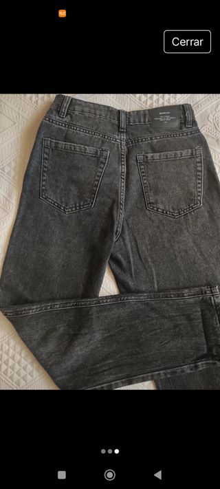 Pantalón vaquero negro