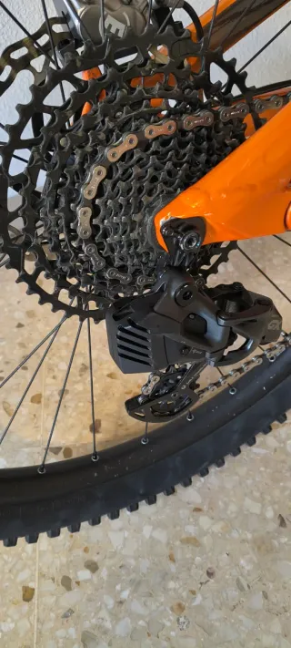 Bicicleta Eléctrica Cannondale Habit Neo 3 carbón