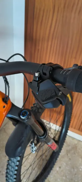 Bicicleta Eléctrica Cannondale Habit Neo 3 carbón