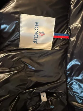 Plumas Moncler Talla 4 Negro