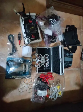 Lote de Drones y Mando