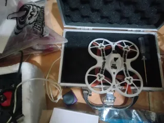 Lote de Drones y Mando