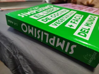 Lote libro cocina vegetariana+yoga