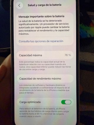 iPhone 13 + 10 fundas + protectores