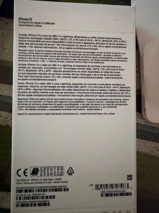 iPhone 13 + 10 fundas + protectores