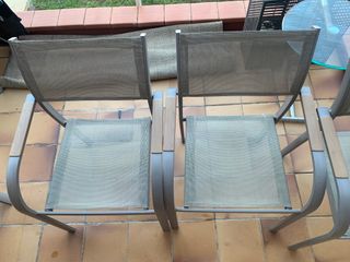 Conjunto Mesa y 4 Sillas Jardín