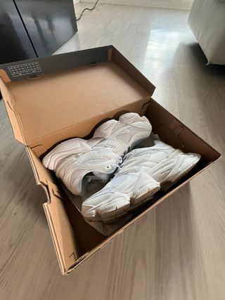 New Balance 9060 Blanco EU 37