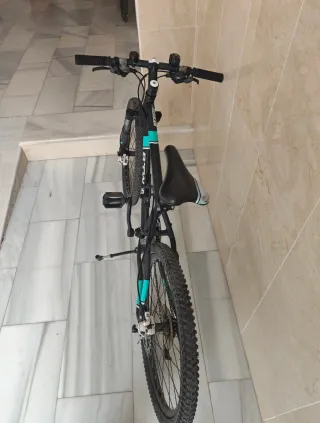 Bicicleta 24' Decathlon RockRider 700