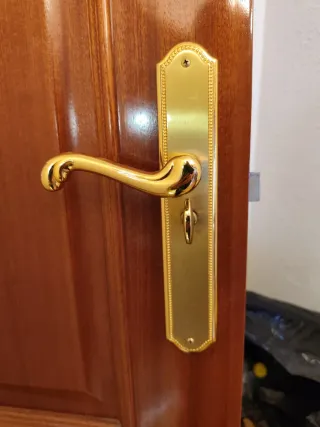 9 Puertas de interior en block madera