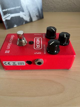 MXR Distortion III Pedal de Guitarra