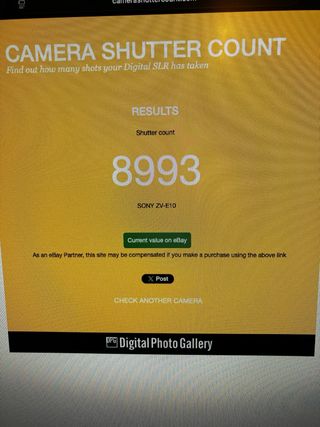 Sony ZV-E10 Fotocamera Vlog SOLO CORPO