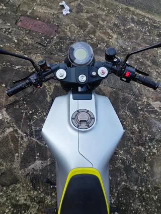 Husqvarna Vitpilen 701 A2