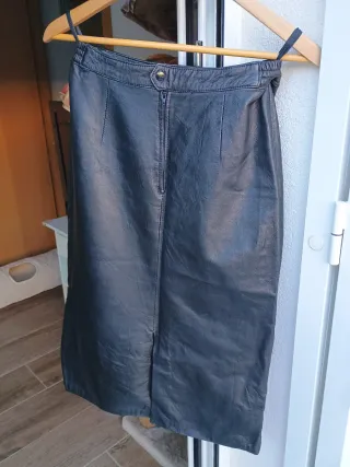 Falda Larga Piel Negra