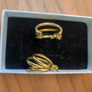 Pendientes dorados aro triple