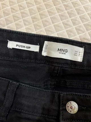 Pantalón vaquero mujer negro skinny pushup