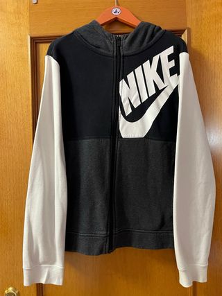 Sudadera Nike con cremallera