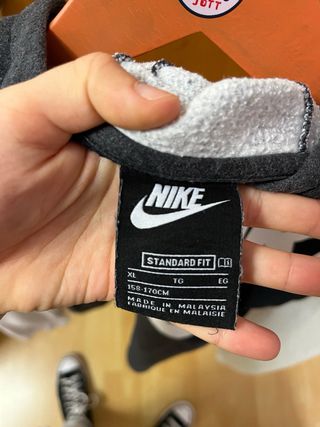 Sudadera Nike con cremallera