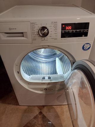 Secadora NEFF 8KG
