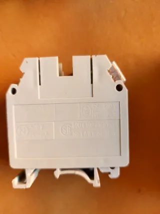 Bornas carril DIN varias marcas y modelos