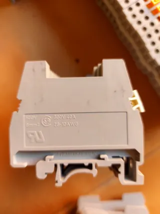 Bornas carril DIN varias marcas y modelos