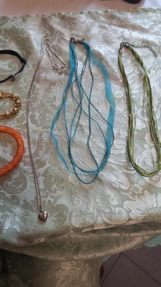 Set collane oro e rosa