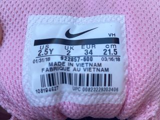 Deportivas Nike rosas talla 34