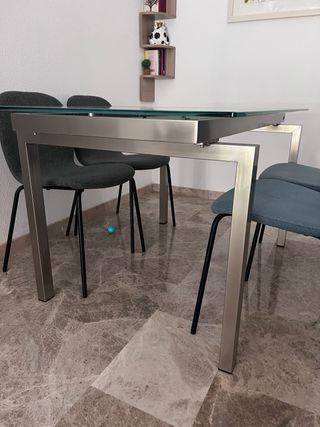 Mesa comedor extensible cristal y metal