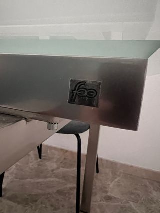 Mesa comedor extensible cristal y metal