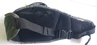 Riñonera con varios compartimientos