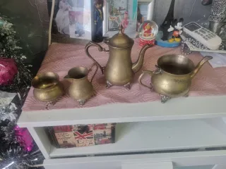 Juego de té antiguo dorado