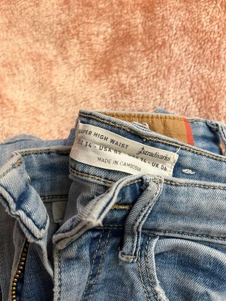 Vaqueros Stradivarius Talla 34