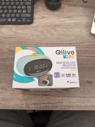 Radio despertador infantil Qilive con proyector