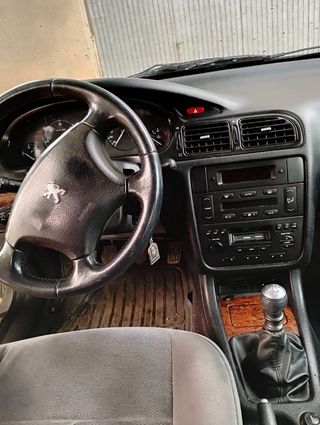 Peugeot 406 2002