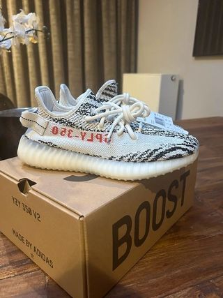 Adidas Yeezy Boost 350 V2 Zebra Talla 38