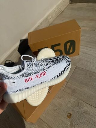 Adidas Yeezy Boost 350 V2 Zebra Talla 43