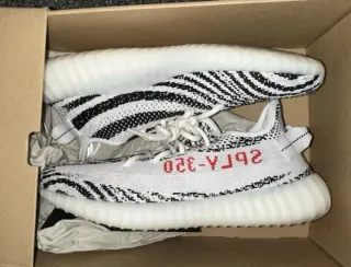Adidas Yeezy Boost 350 V2 Zebra Talla 40