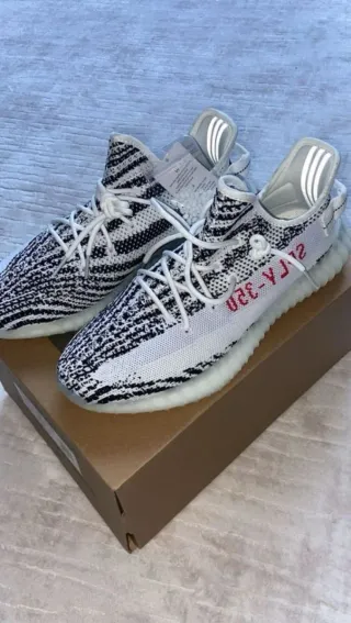 Adidas Yeezy Boost 350 V2 Zebra Talla 44