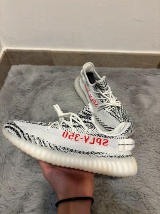 Adidas Yeezy 350 V2 Zebra Talla 45